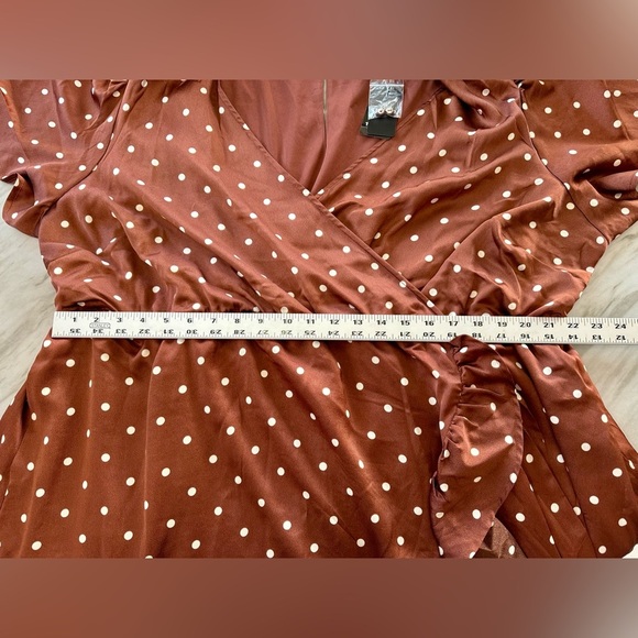 Torrid plus size Mini Bubble Dot Charmeuse Faux Wrap Dress - Picture 10 of 11